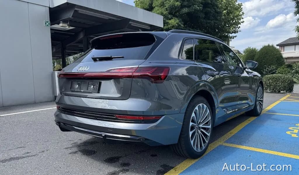 Audi e-tron 55 qu - фото 5