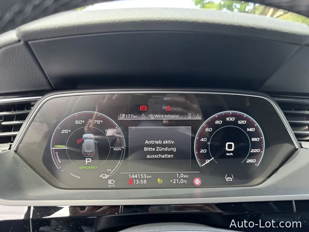 Audi e-tron 55 qu - фото 10