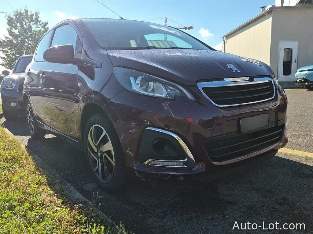 PEUGEOT 108 1.0 VTi Allure - фото 2