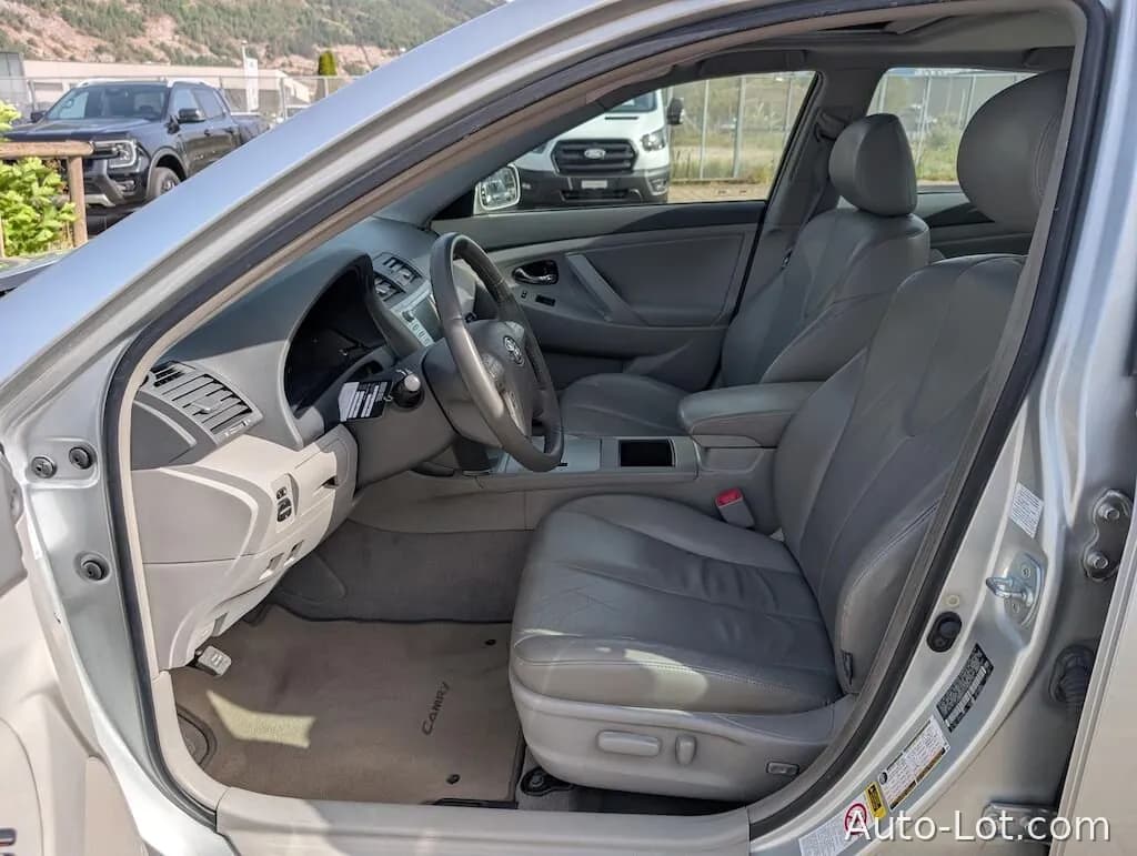 TOYOTA CAMRY HYBRID - фото 7