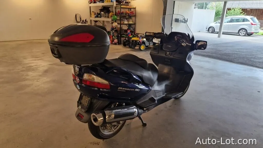 Suzuki AN 650 A Burgman K5 - фото 3