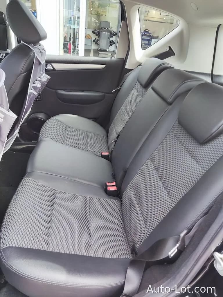Mercedes Benz A 180 - фото 12