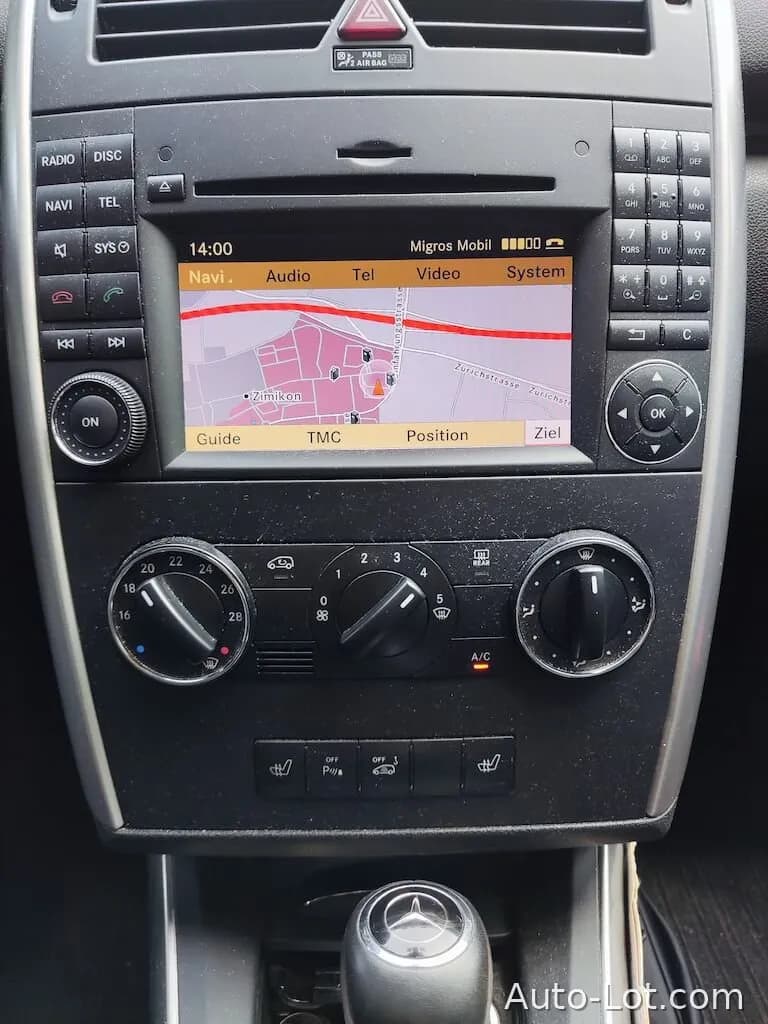 Mercedes Benz A 180 - фото 8