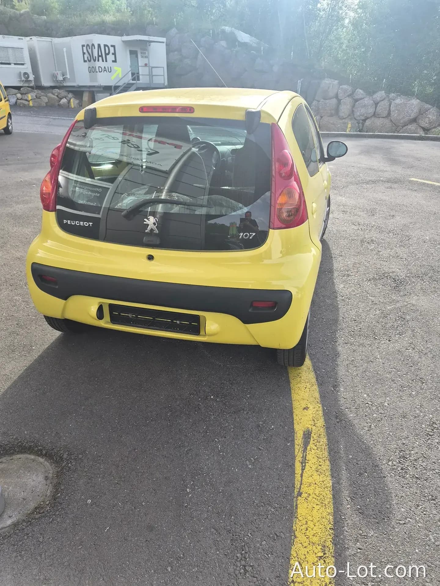 PEUGEOT 107 1.0i - фото 4