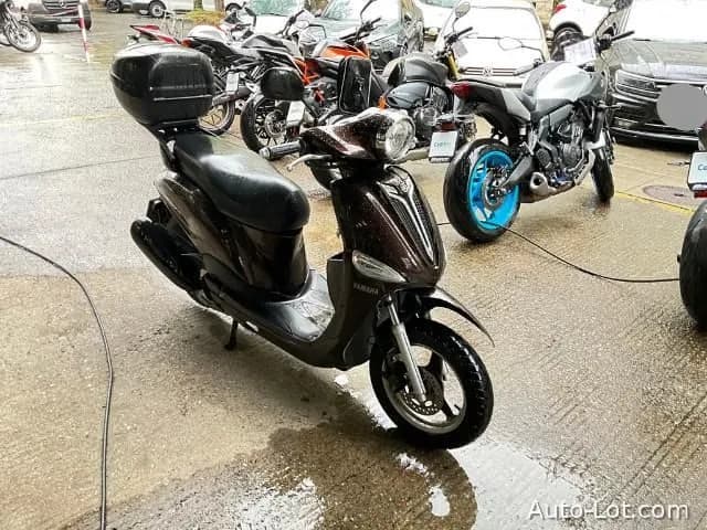 YAMAHA XC 115 scooter - фото 1