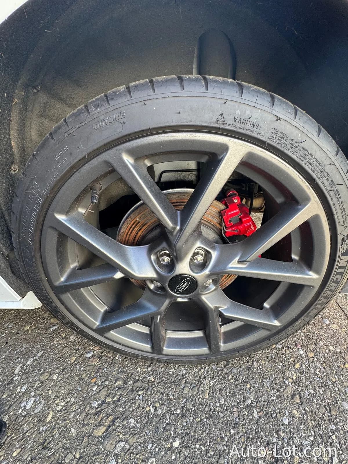 FORD Focus ST - фото 4