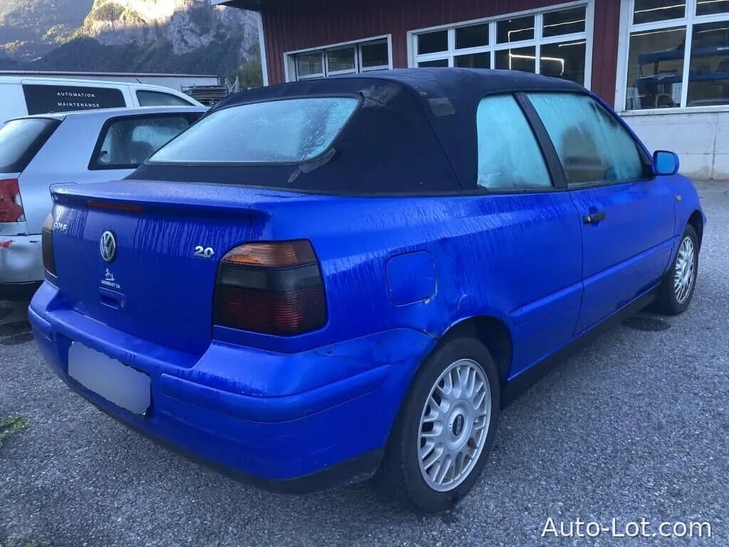 VW Golf III Cabriolet - фото 4