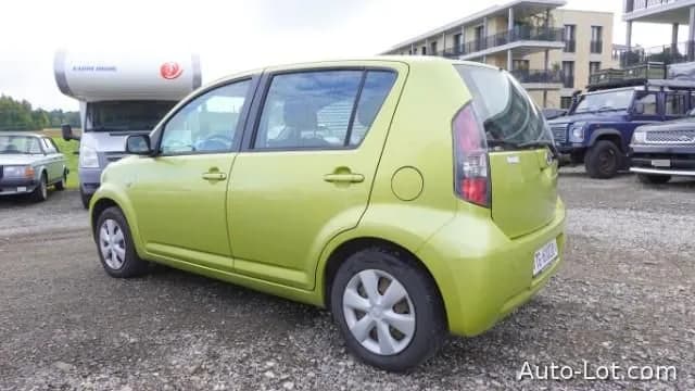 Daihatsu Sirion 1.0 eco-top Limousine - фото 4