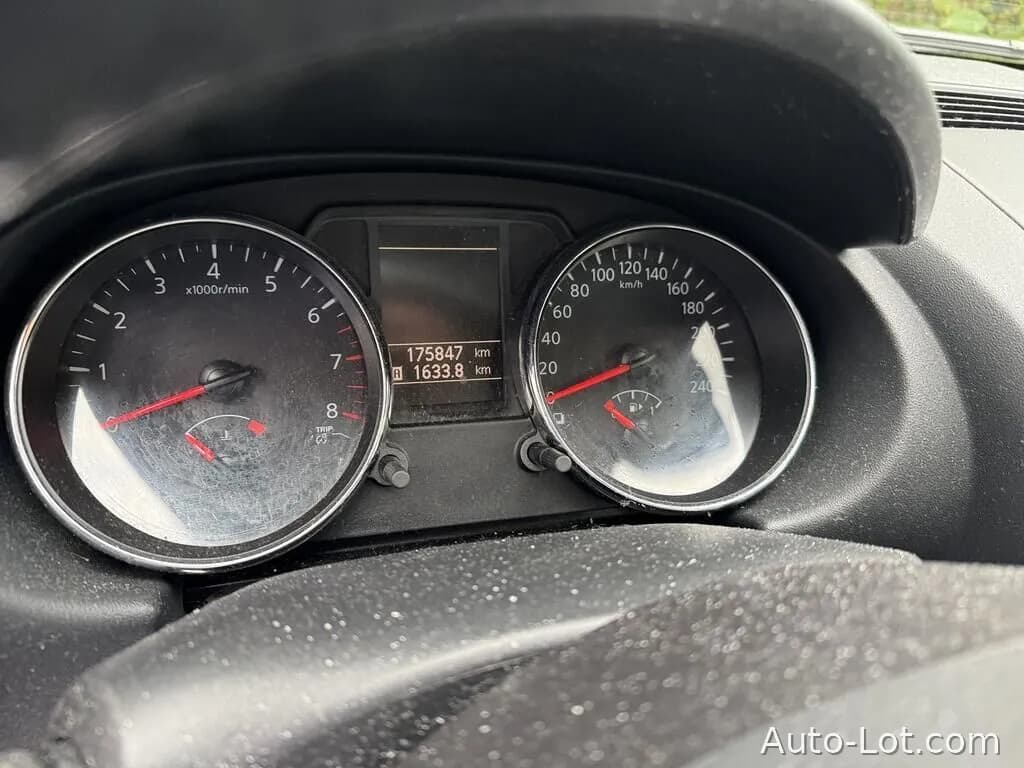 Nissan Qashqai - фото 9